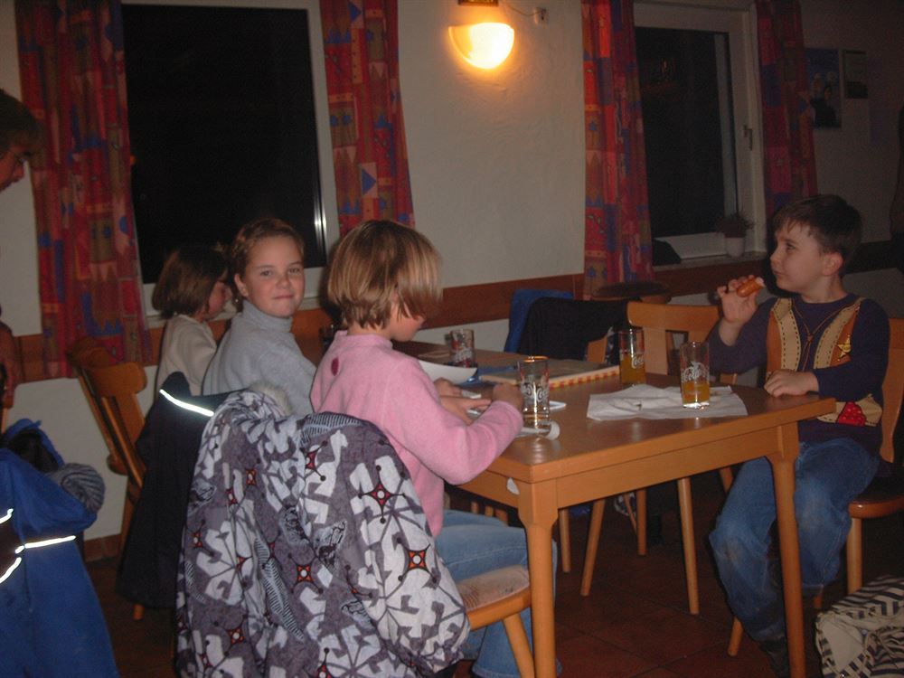 simg0051.jpg